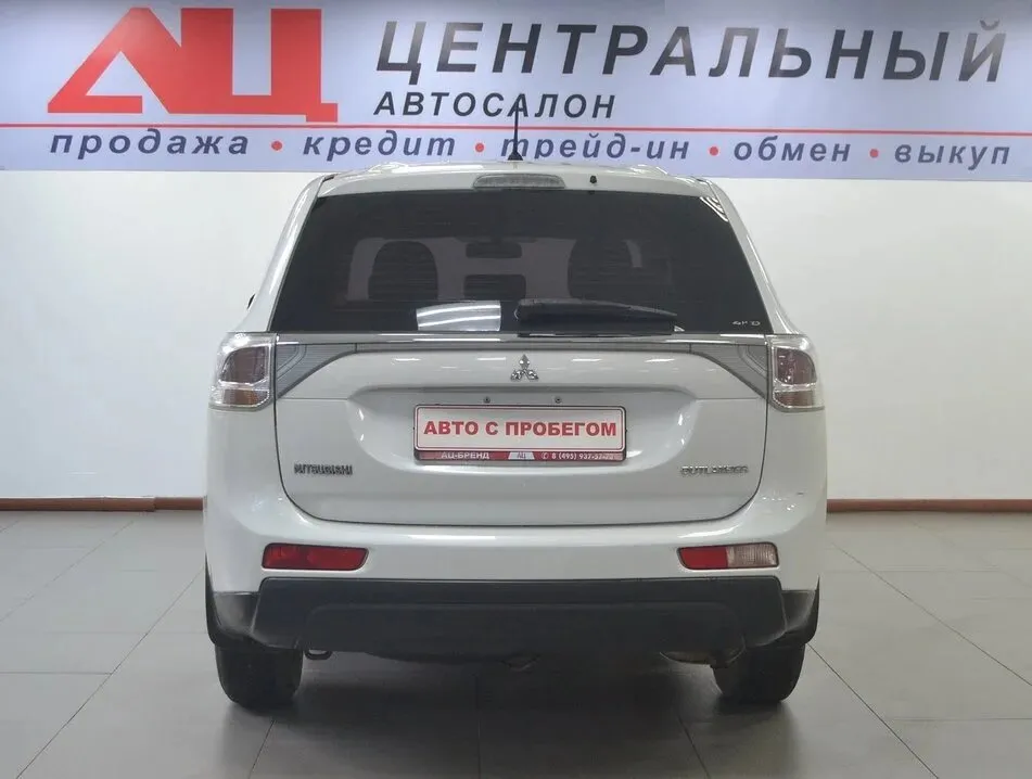 Mitsubishi Outlander III · Invite — фото 4