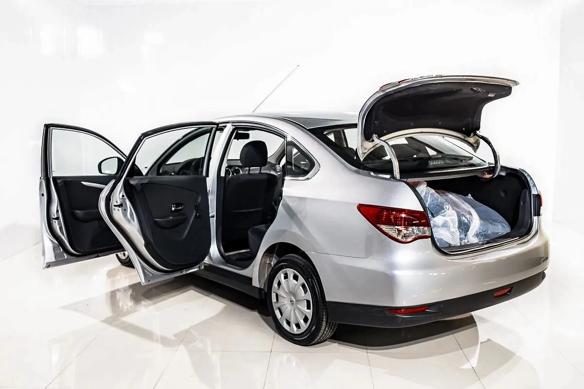 Nissan Almera III (G15) — фото 5