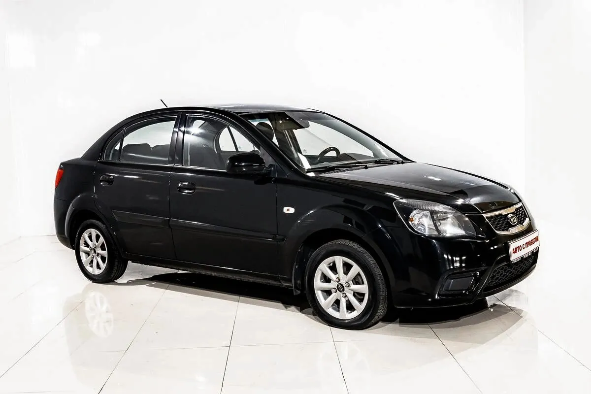 Kia Rio II Рестайлинг — фото 3
