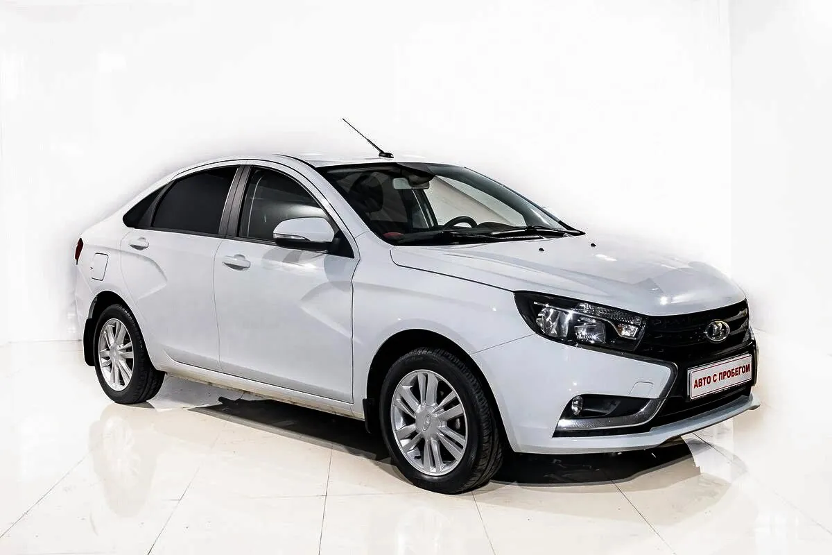 Lada (ВАЗ) Vesta I · Luxe Multimedia (2016-2018) — фото 3