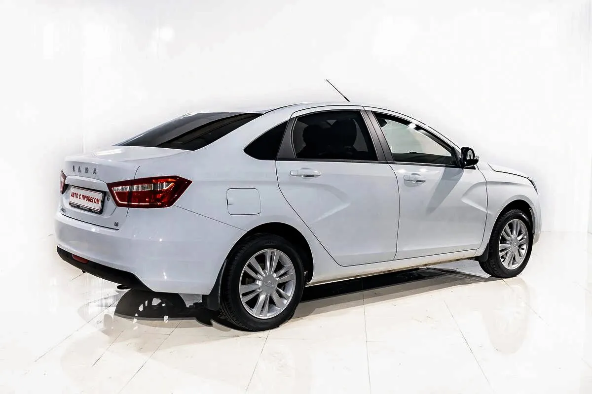 Lada (ВАЗ) Vesta I · Luxe Multimedia (2016-2018) — фото 4