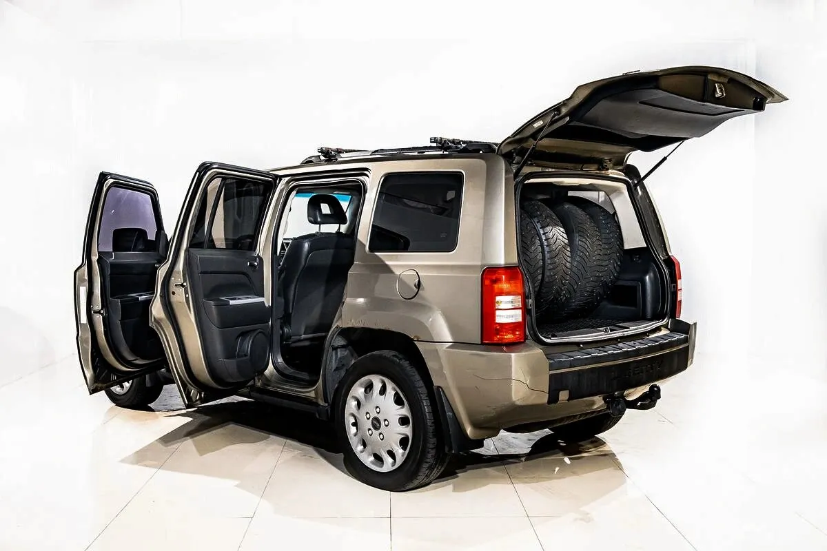 Jeep Liberty (North America) II — фото 5