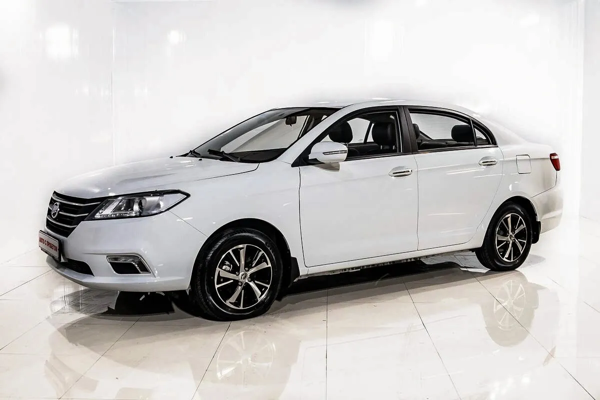 Lifan Solano II · Luxury