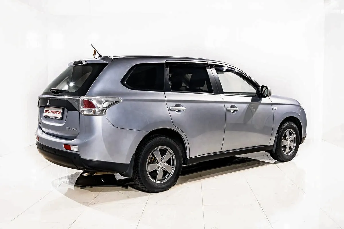 Mitsubishi Outlander III — фото 4