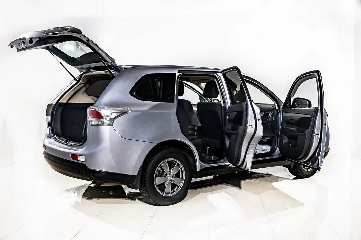 Mitsubishi Outlander III — фото 5