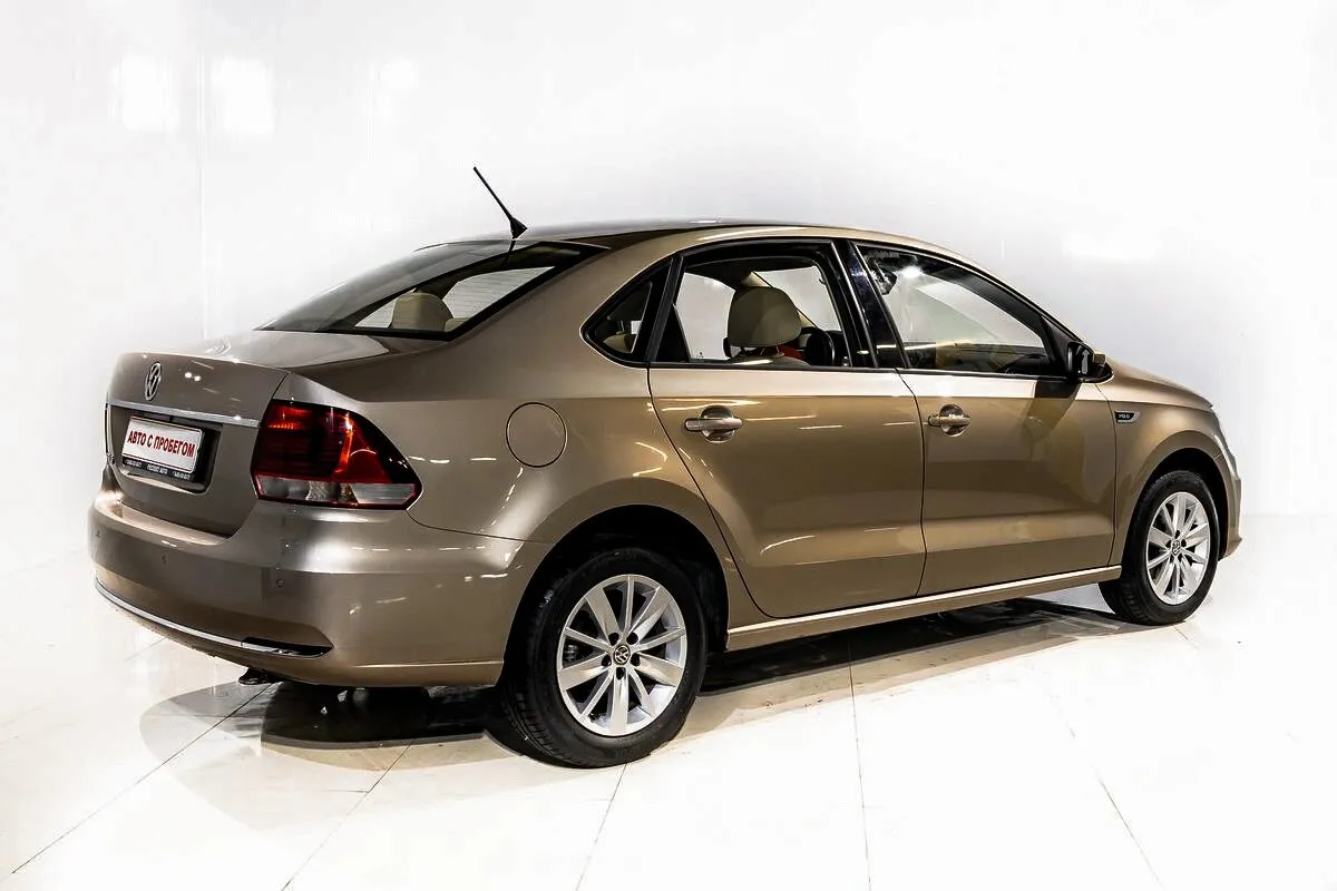 Volkswagen Polo V Рестайлинг · Drive — фото 4