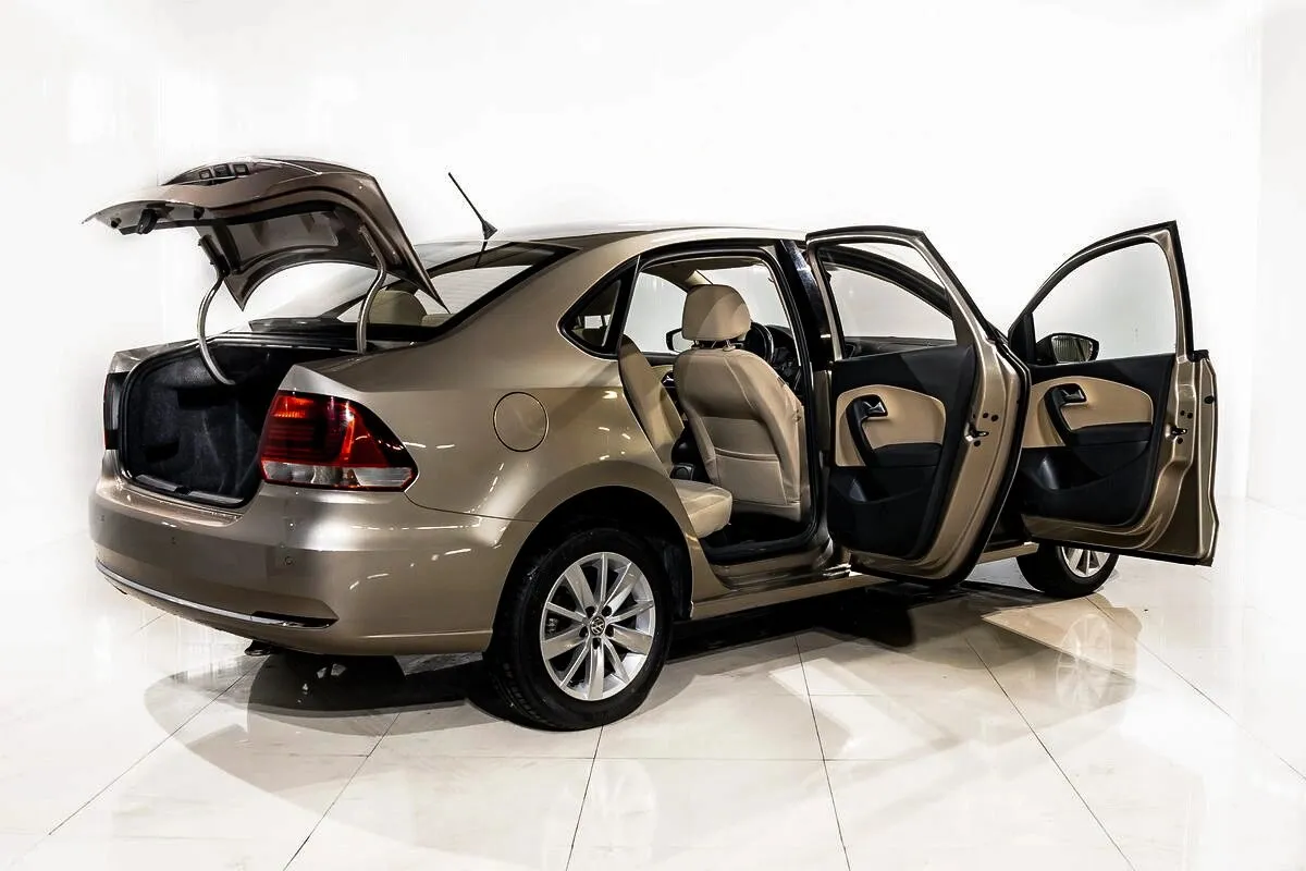 Volkswagen Polo V Рестайлинг · Drive — фото 5