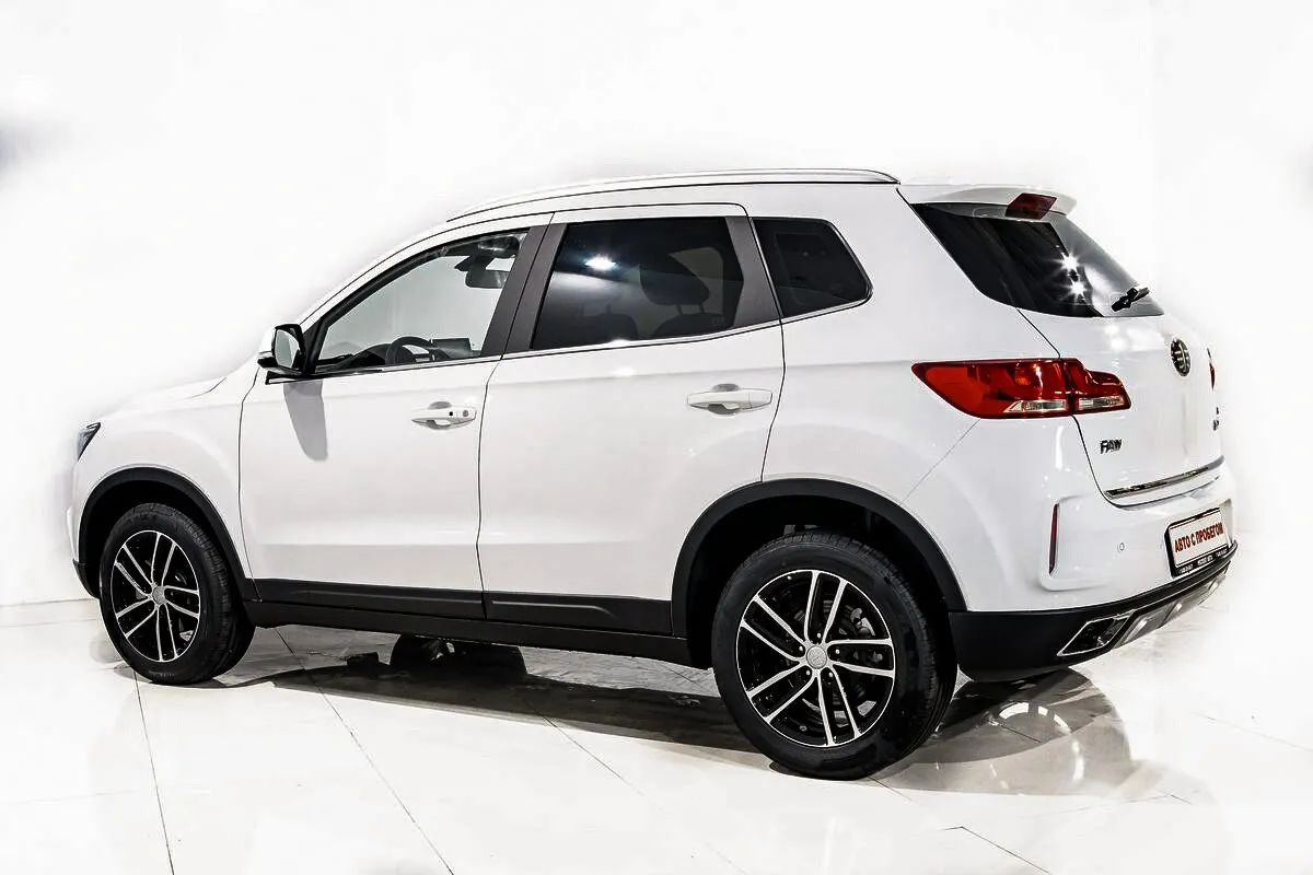 FAW Besturn X40 I · Luxury — фото 4