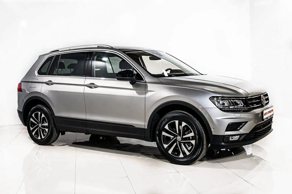 Volkswagen Tiguan II · Comfortline — фото 3