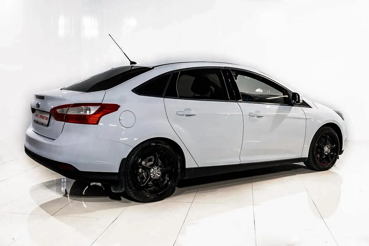 Ford Focus III · SYNC Edition — фото 2