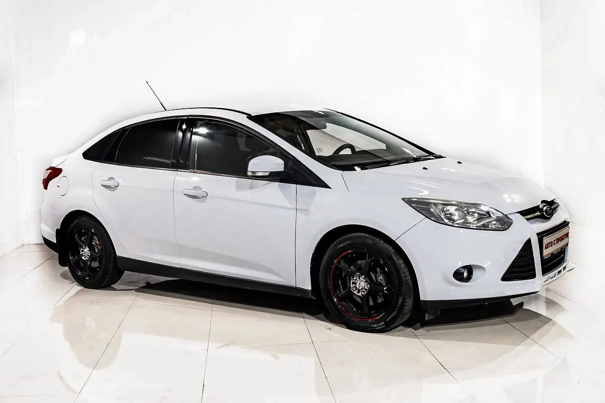 Ford Focus III · SYNC Edition — фото 3