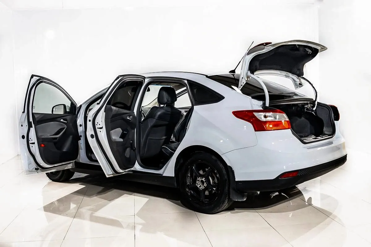 Ford Focus III · SYNC Edition — фото 5