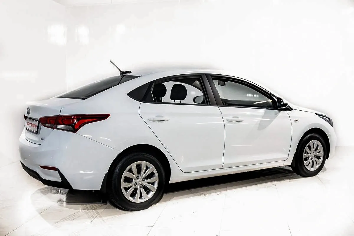 Hyundai Solaris II · Active Plus — фото 4