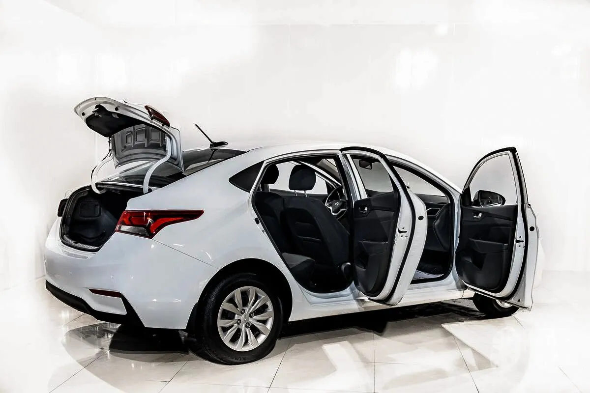 Hyundai Solaris II · Active Plus — фото 5