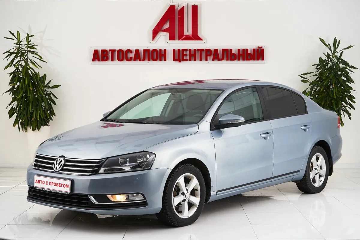 Volkswagen Passat B7 · Trendline