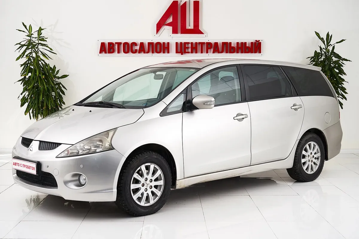 Mitsubishi Grandis I
