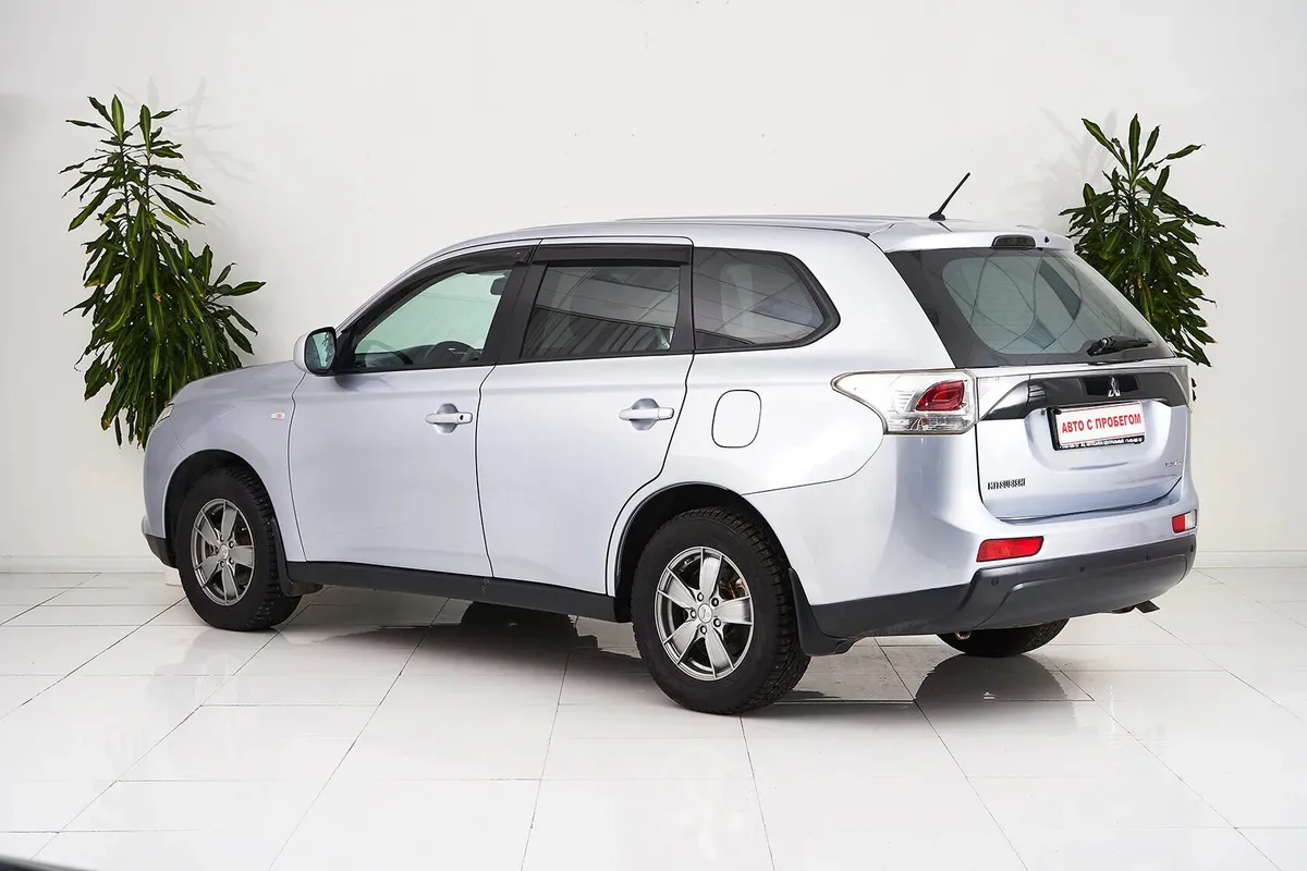 Mitsubishi Outlander III — фото 4
