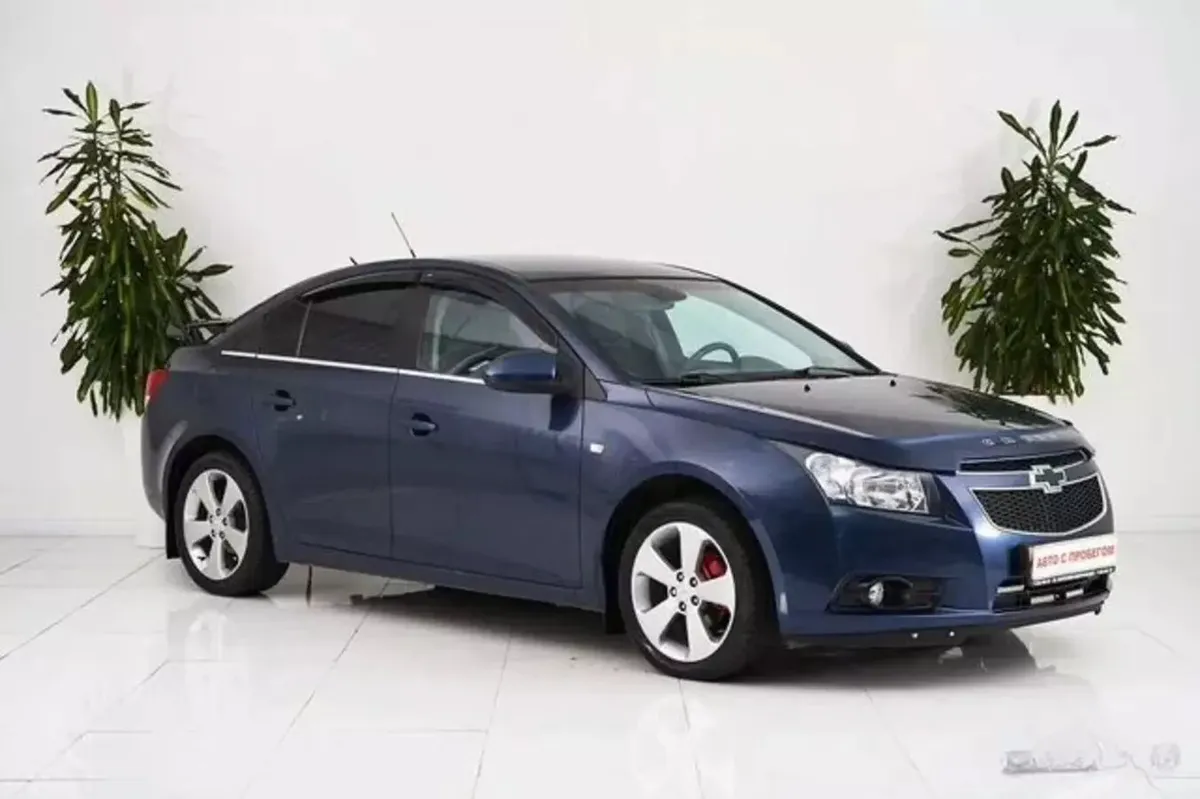 Chevrolet Cruze I Рестайлинг · LS — фото 3
