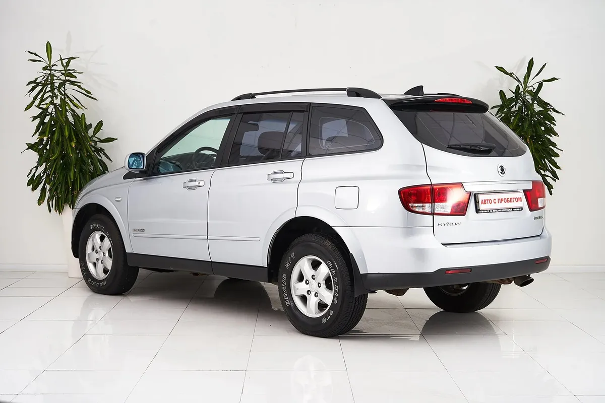 SsangYong Kyron I Рестайлинг — фото 4