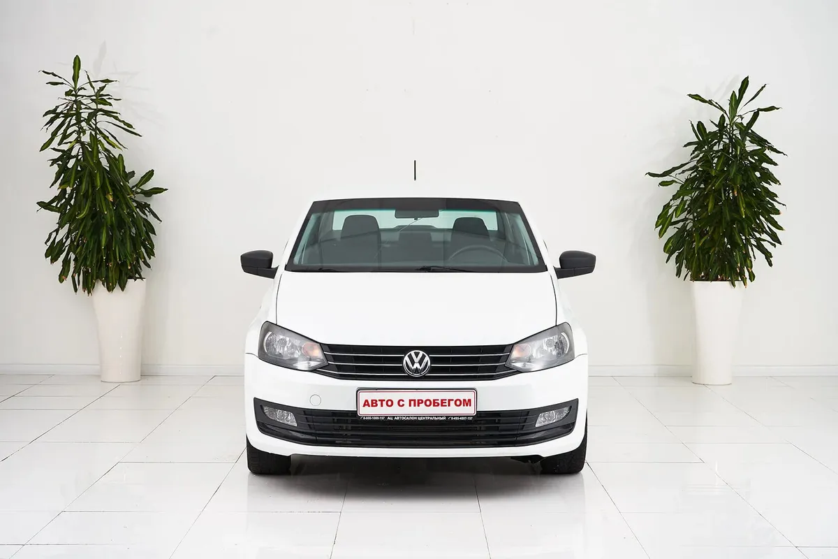 Volkswagen Polo V Рестайлинг — фото 2