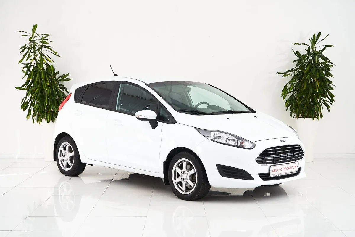 Ford Fiesta Mk6 Рестайлинг · Trend — фото 3