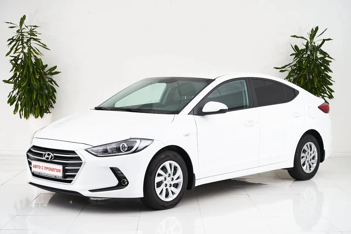 Hyundai Elantra VI (AD)
