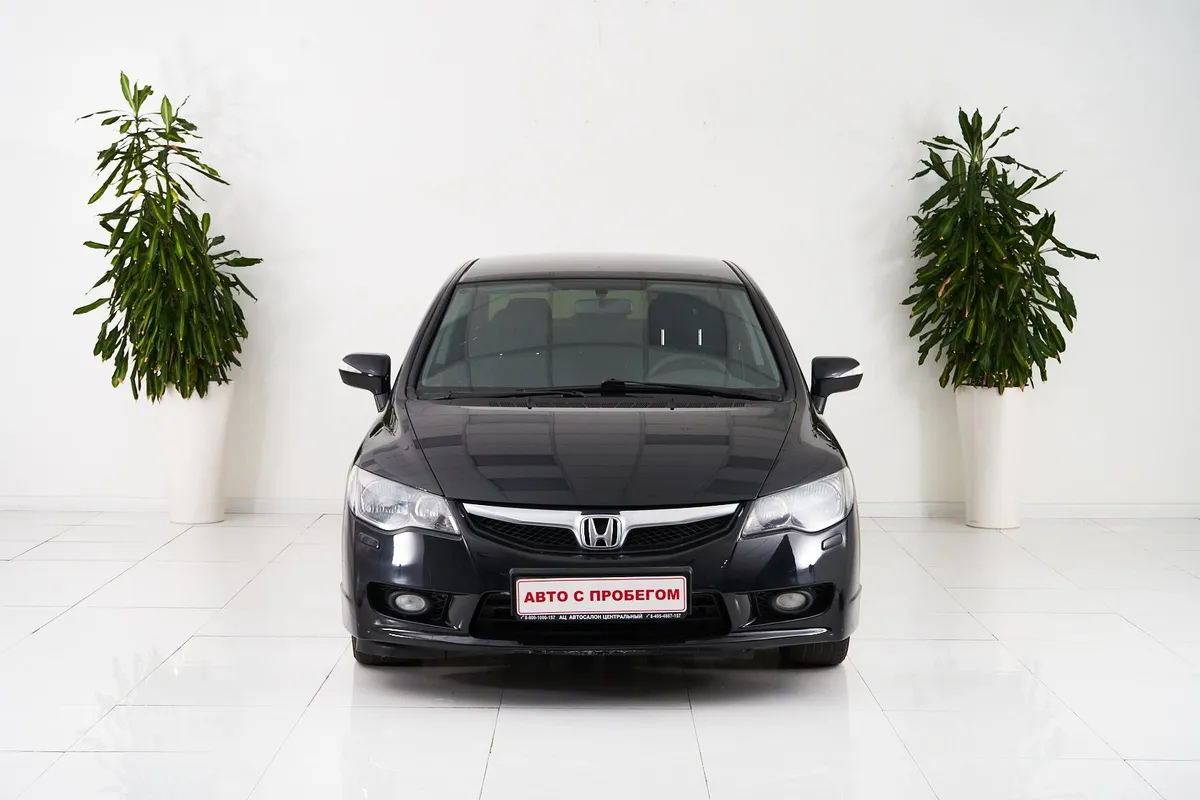 Honda Civic VIII Рестайлинг — фото 2