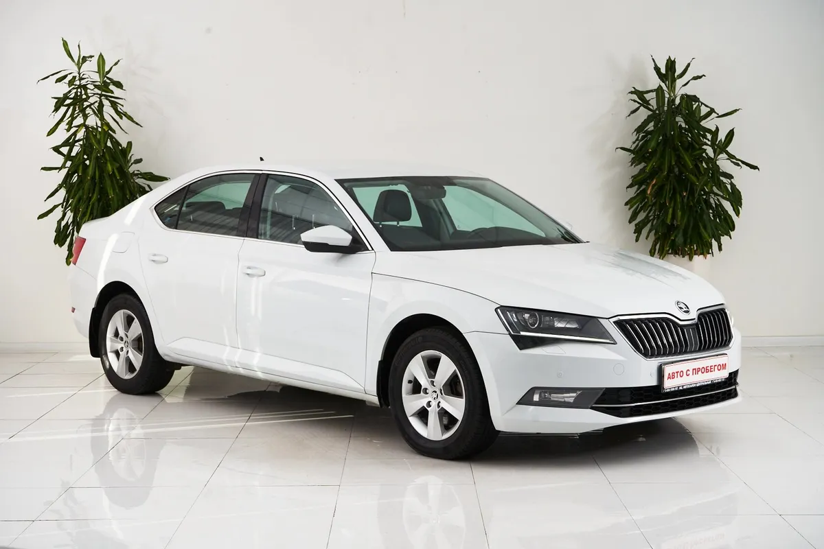 Skoda Superb III — фото 3