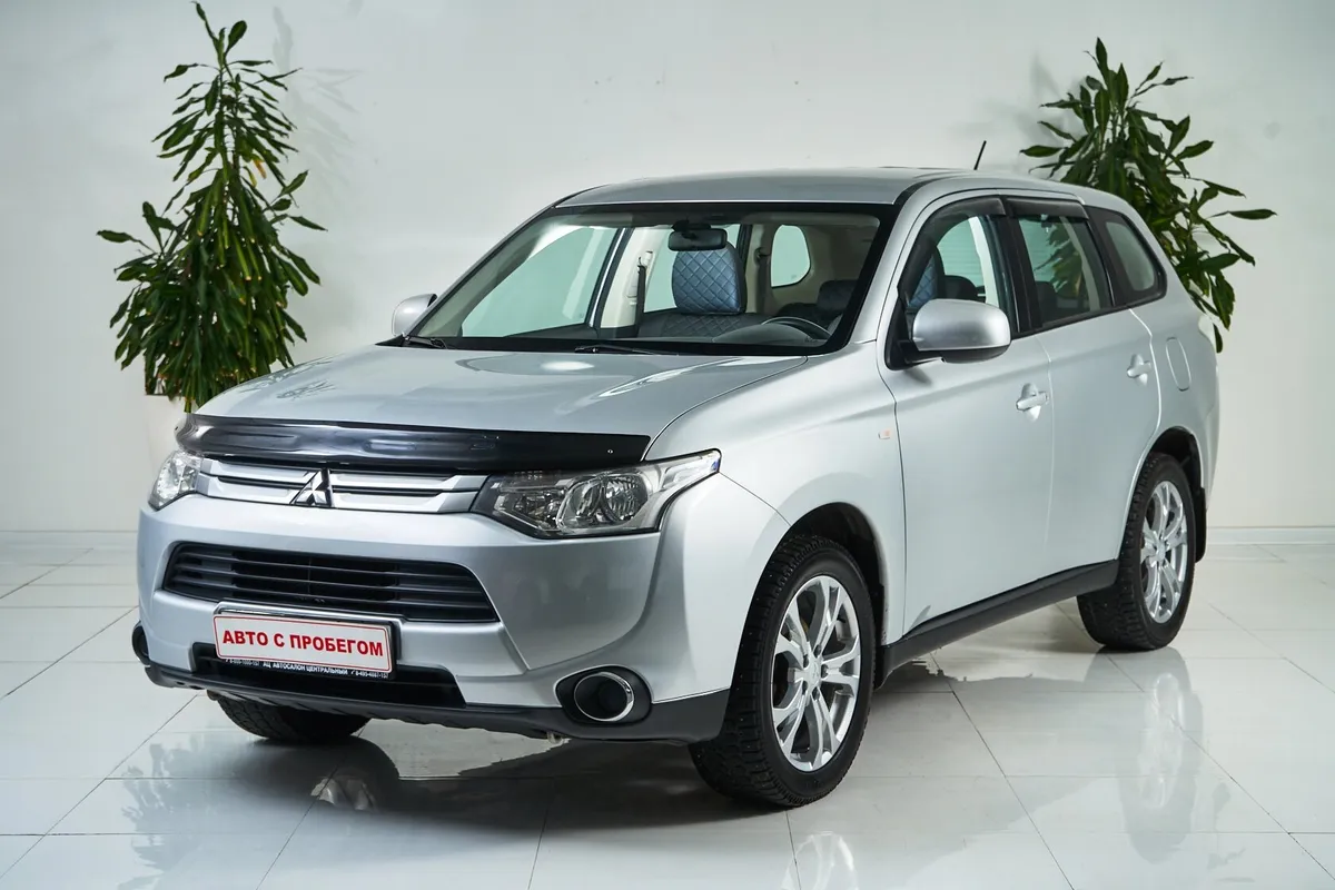 Mitsubishi Outlander III