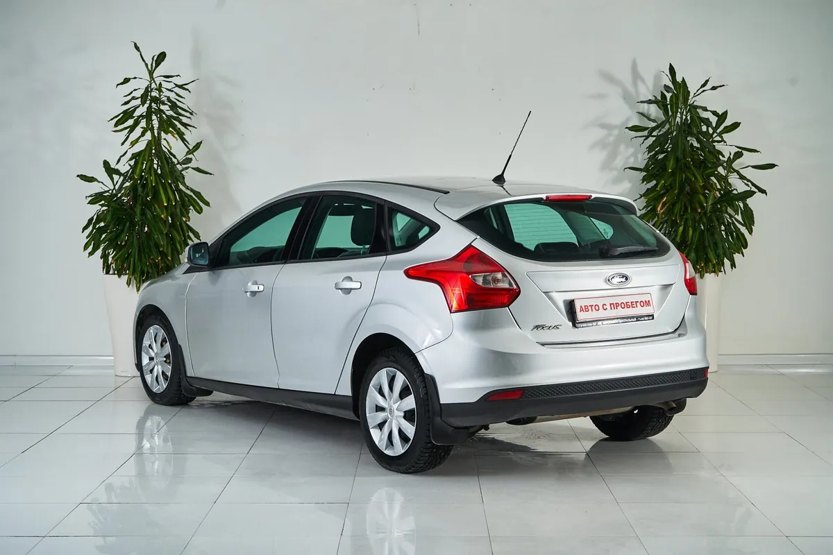 Ford Focus III — фото 4