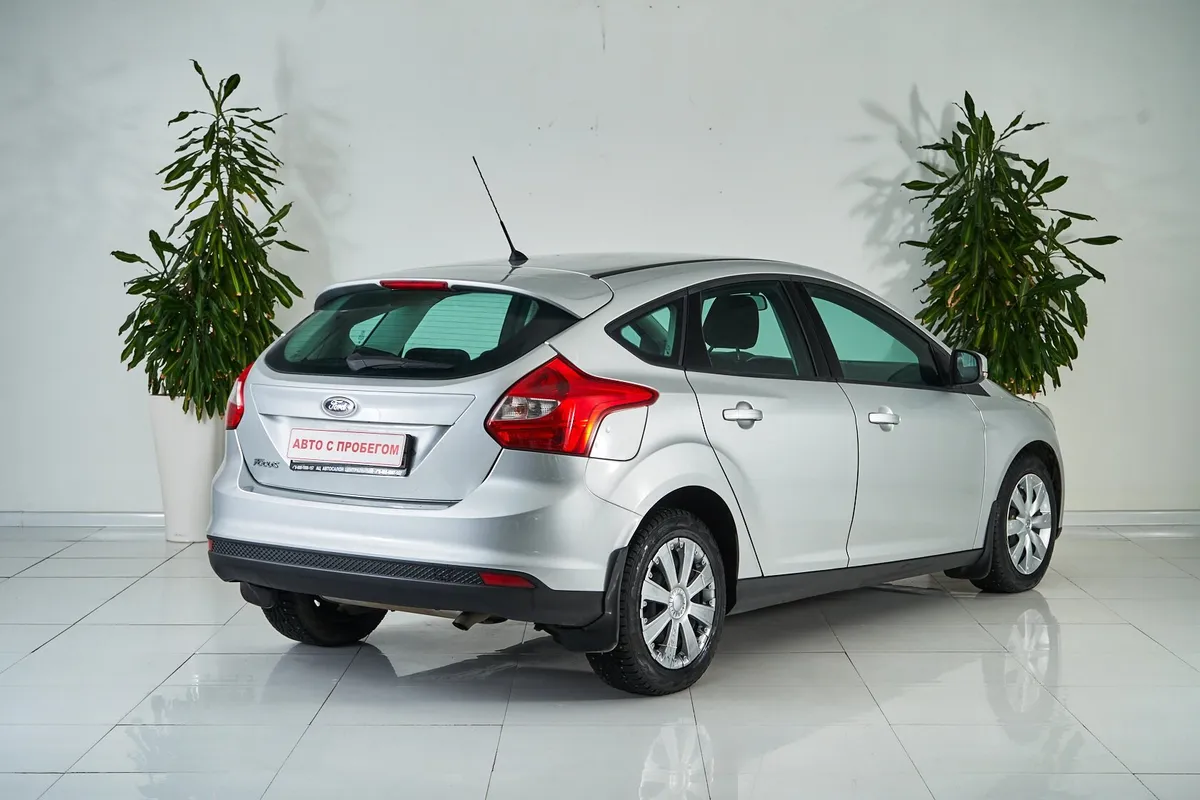 Ford Focus III — фото 5