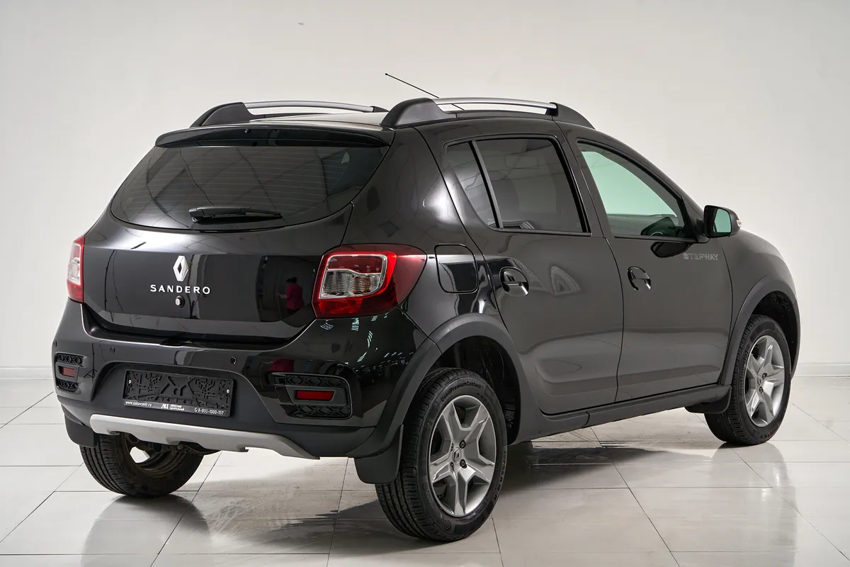 Renault Sandero II Рестайлинг · Stepway Life — фото 5