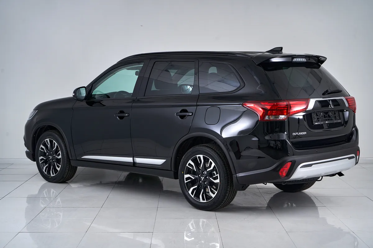 Mitsubishi Outlander III Рестайлинг 3 — фото 4