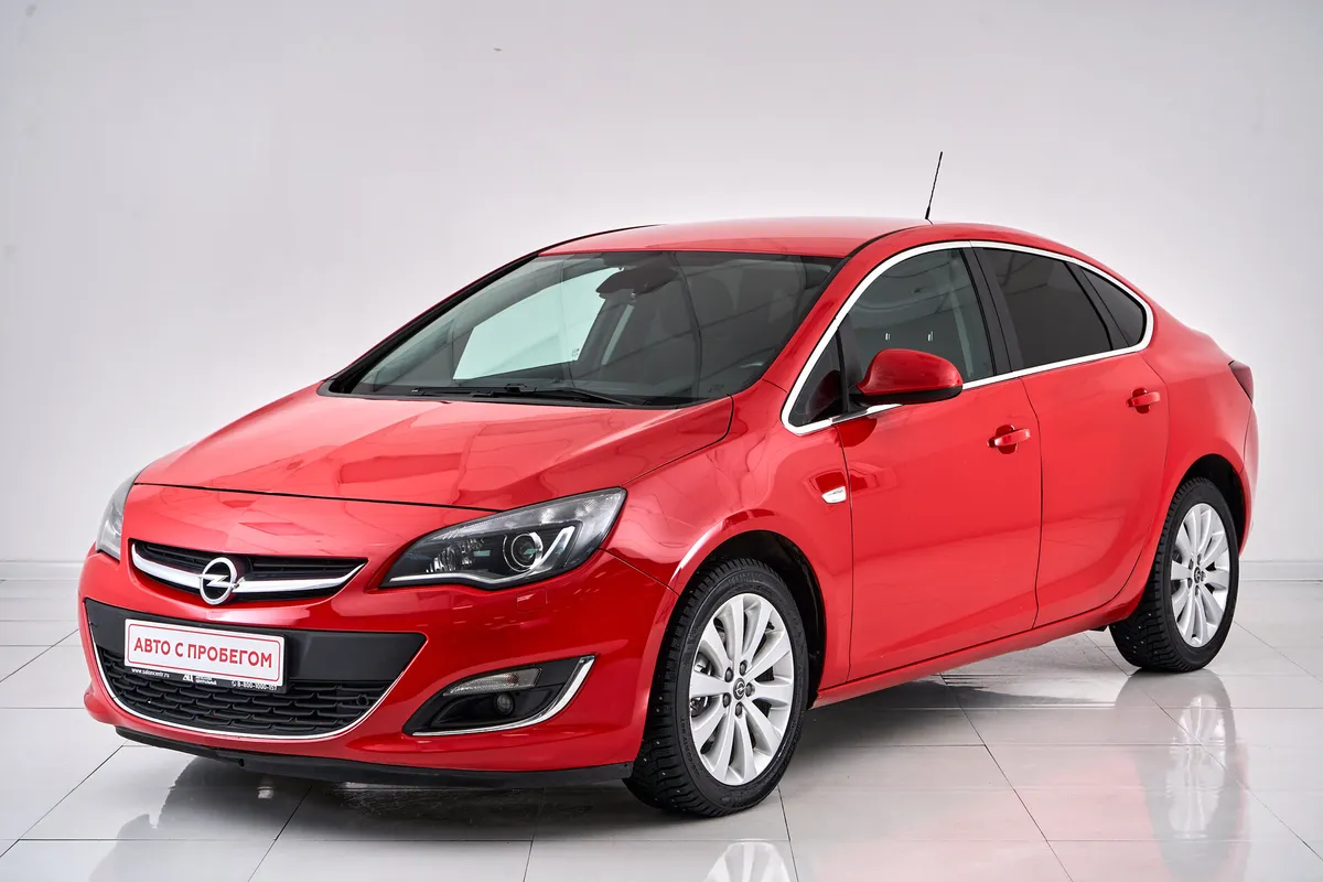 Opel Astra J Рестайлинг · Cosmo