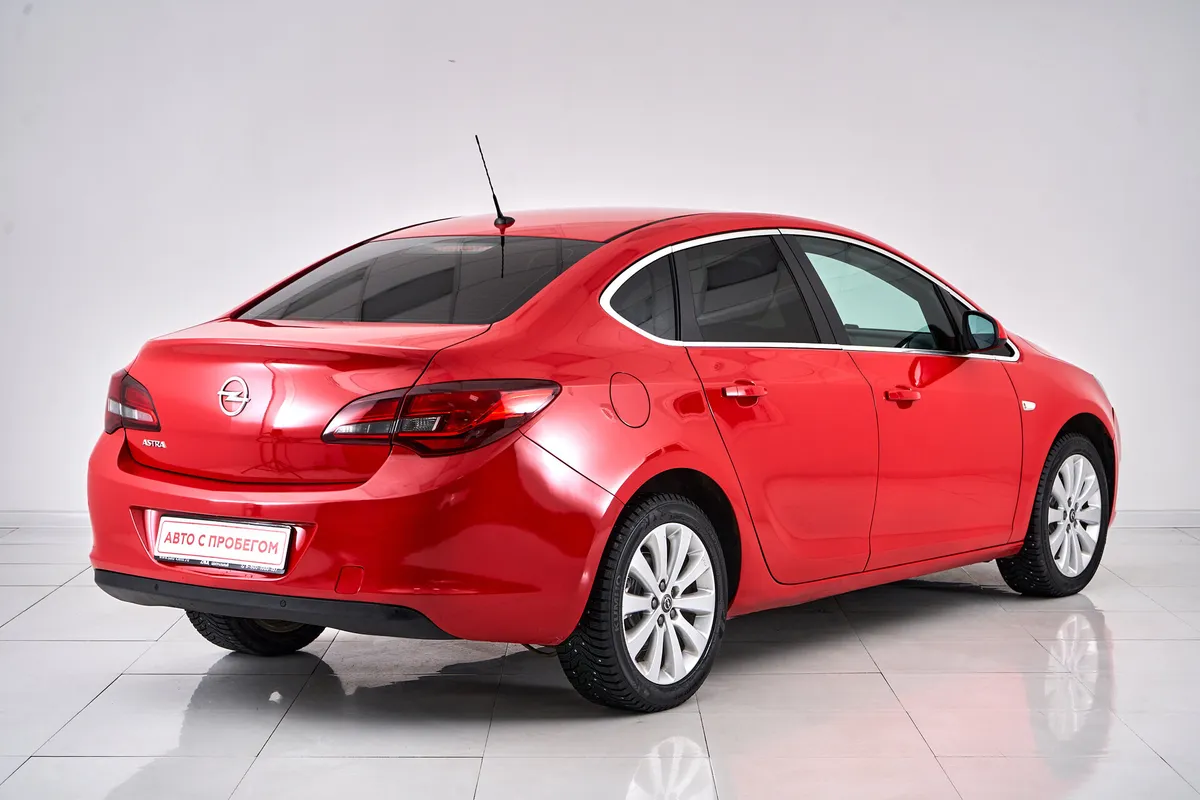Opel Astra J Рестайлинг · Cosmo — фото 5