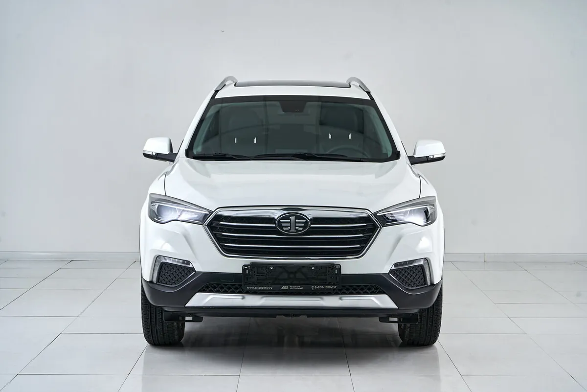 FAW Besturn X80 I Рестайлинг · Luxury — фото 2