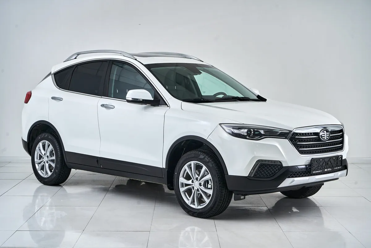 FAW Besturn X80 I Рестайлинг · Luxury — фото 3