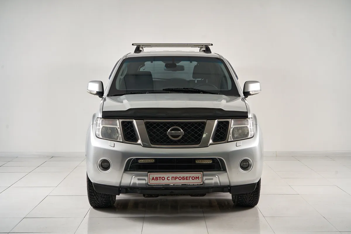 Nissan Pathfinder III Рестайлинг — фото 2