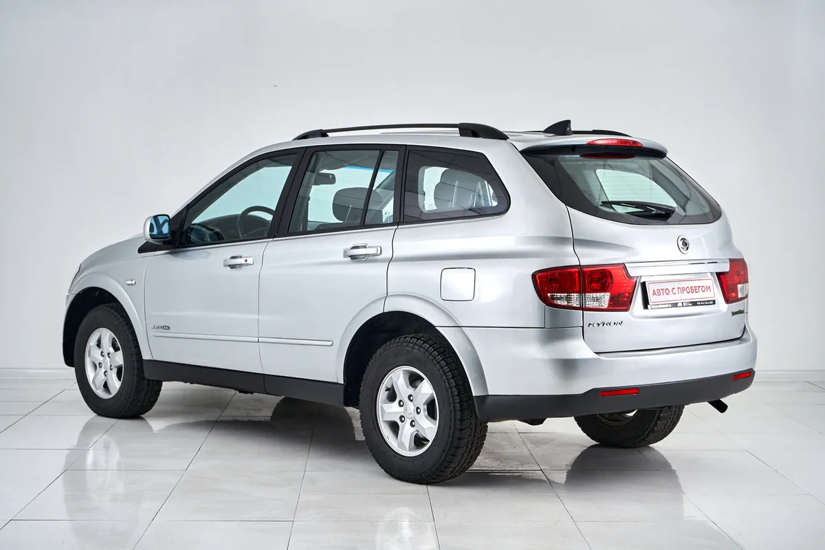 SsangYong Kyron I Рестайлинг — фото 4