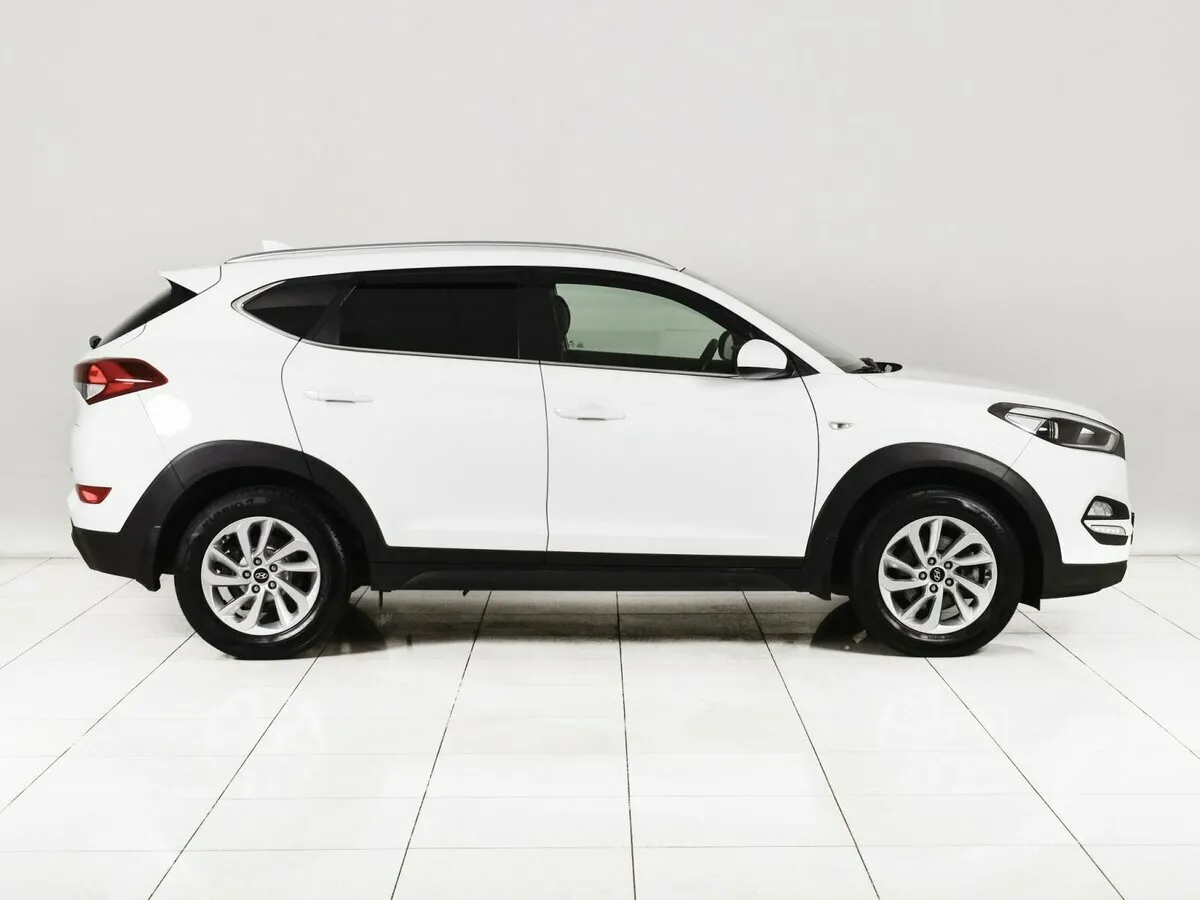Hyundai Tucson III — фото 5