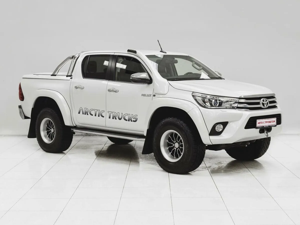 Toyota Hilux VIII