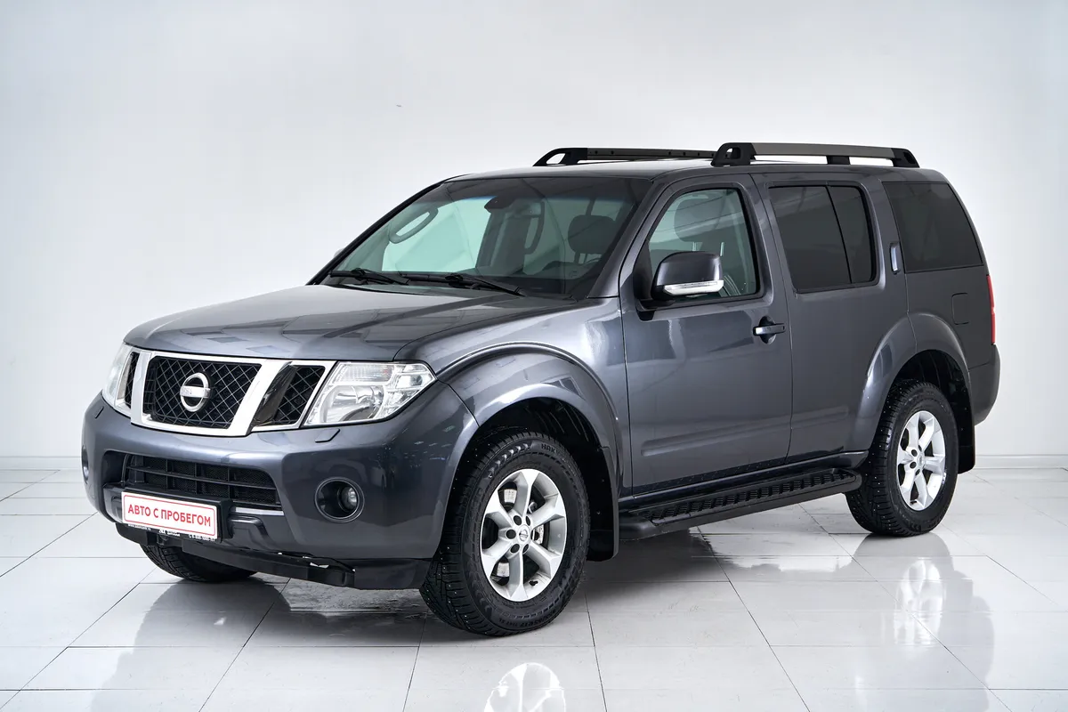 Nissan Pathfinder III Рестайлинг · LE