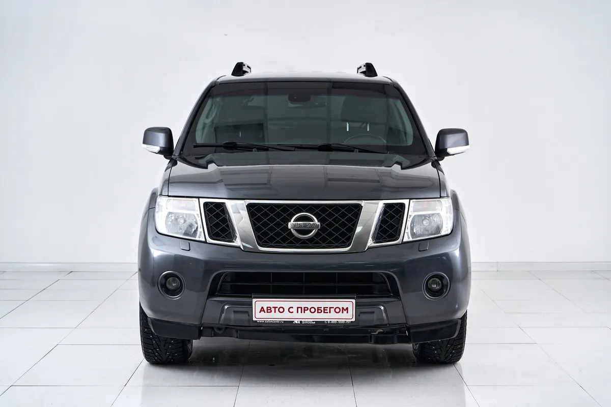 Nissan Pathfinder III Рестайлинг · LE — фото 2