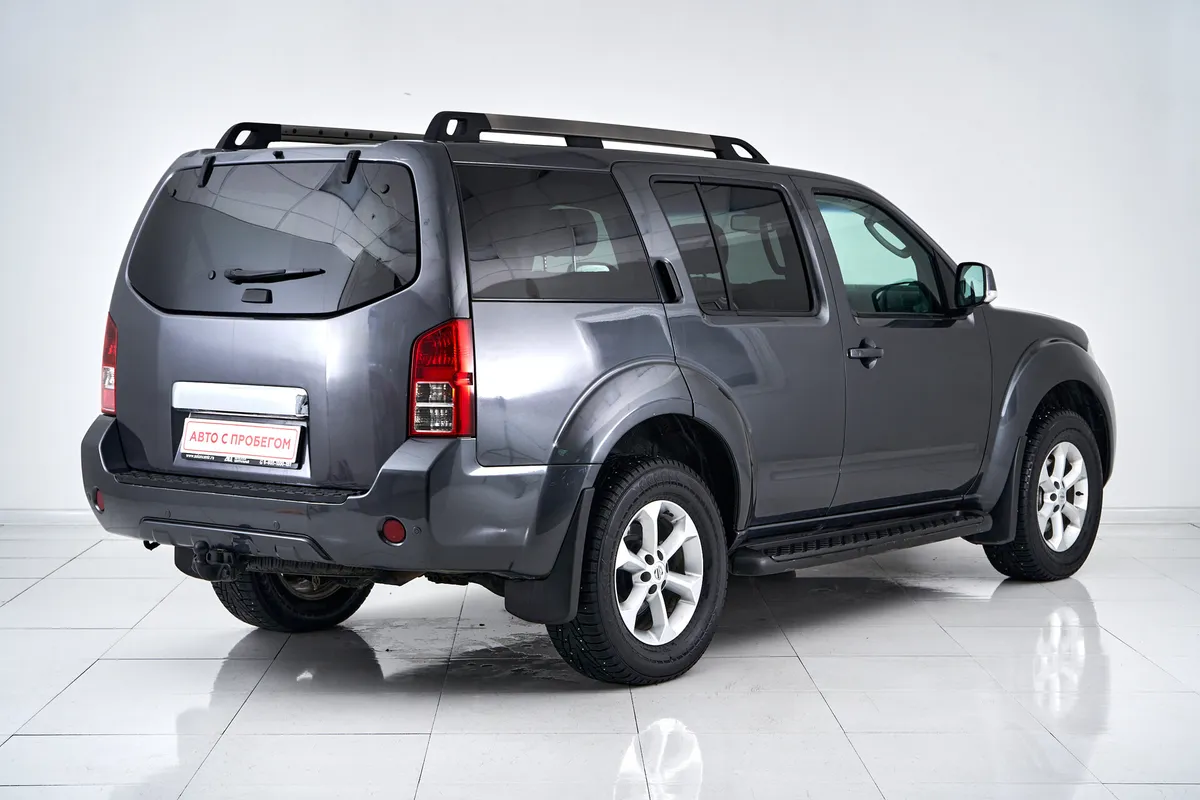 Nissan Pathfinder III Рестайлинг · LE — фото 5
