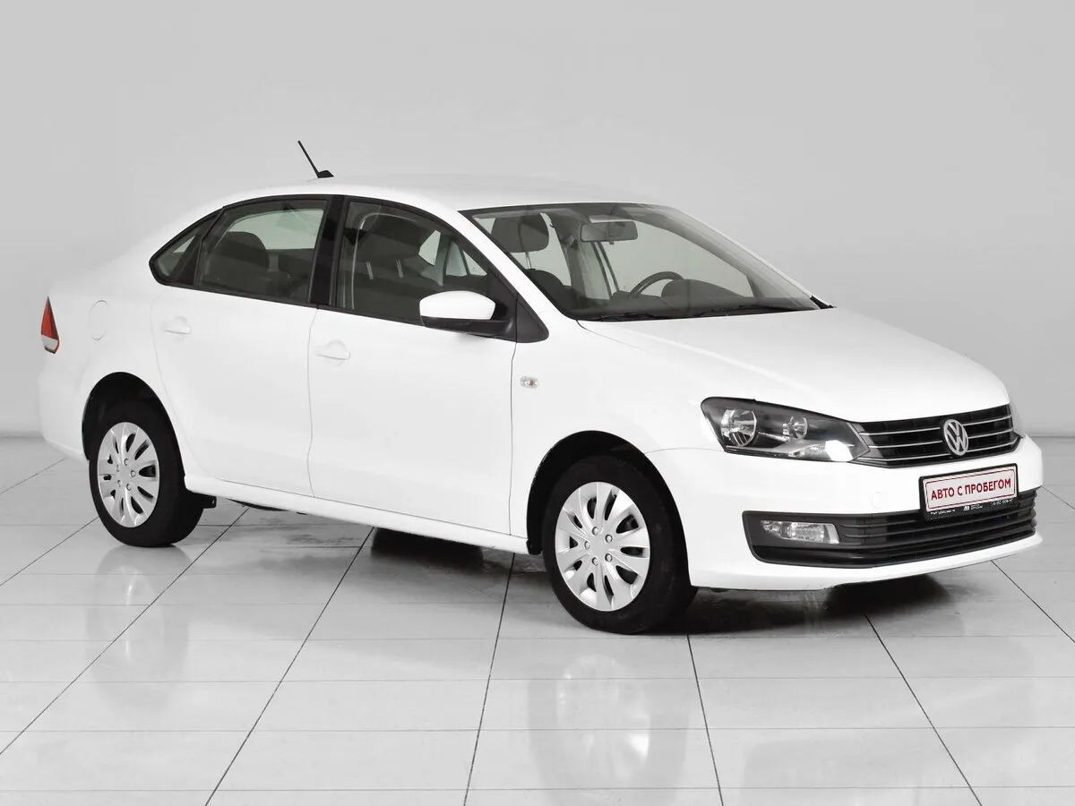 Volkswagen Polo V Рестайлинг · Comfortline