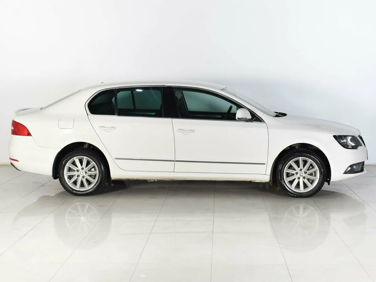 Skoda Superb II Рестайлинг — фото 5