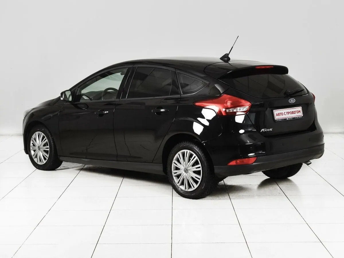 Ford Focus III Рестайлинг · Trend — фото 3