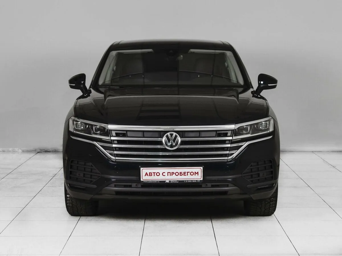 Volkswagen Touareg III — фото 3