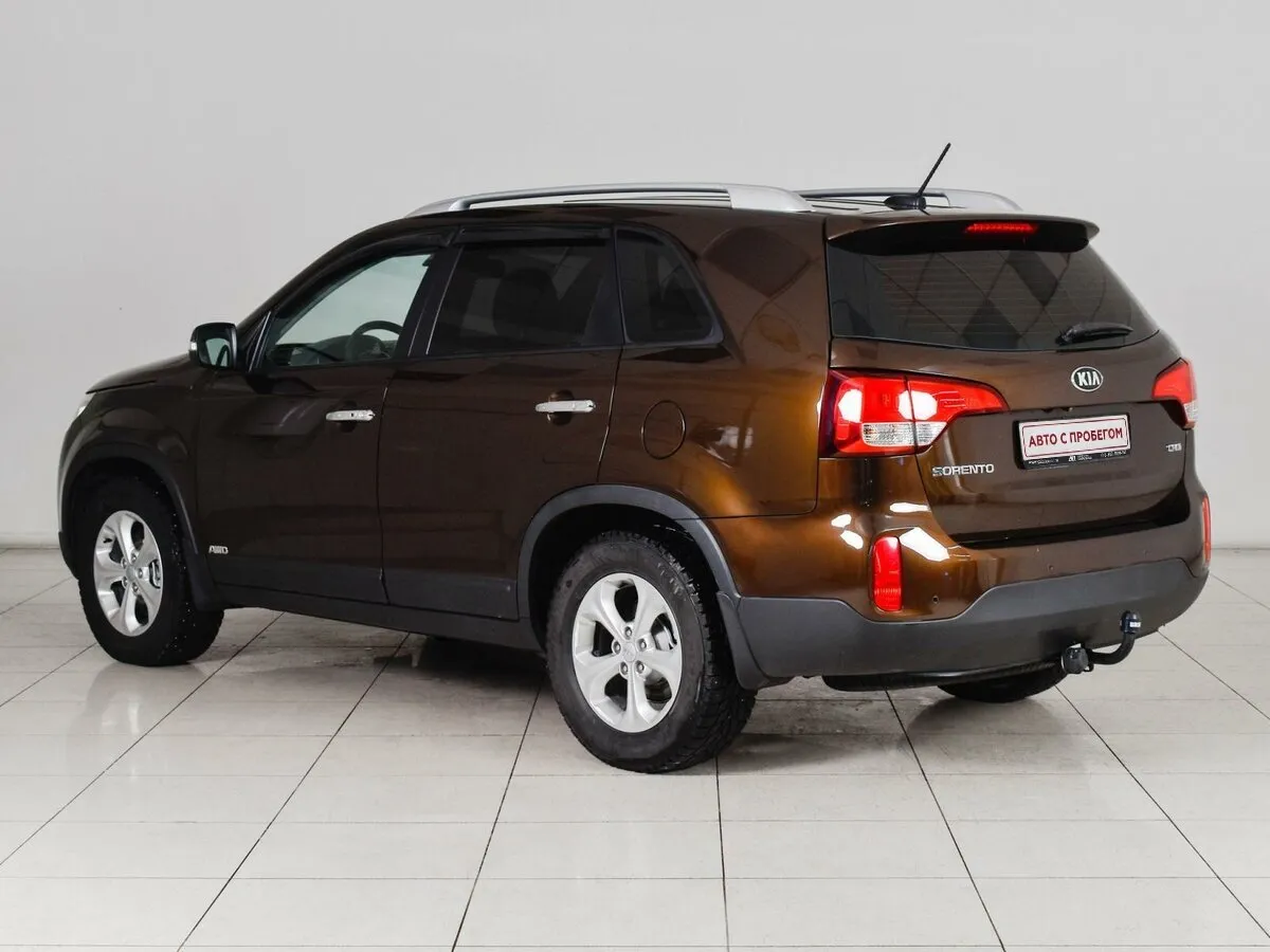 Kia Sorento II Рестайлинг — фото 2