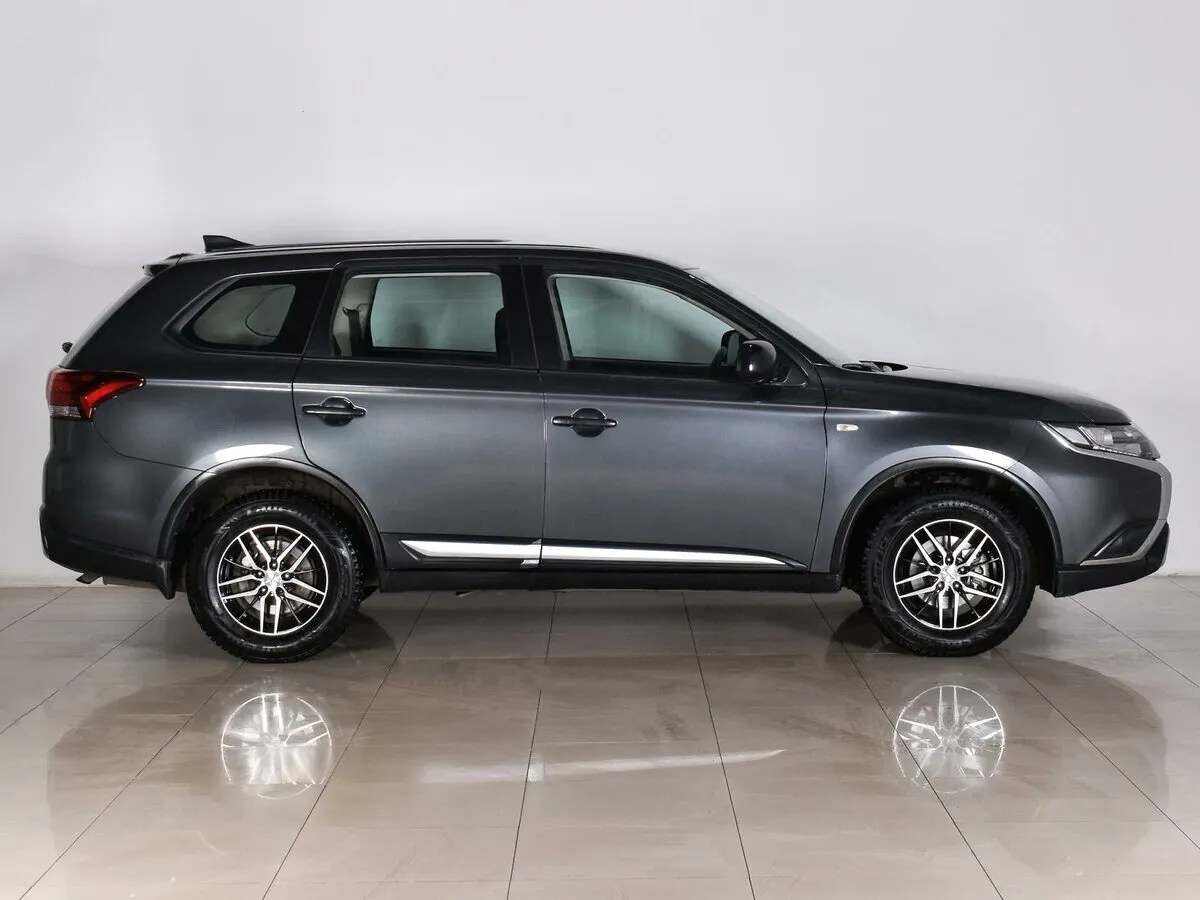 Mitsubishi Outlander III Рестайлинг 3 — фото 5